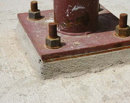 column base plate and nonshrink grout