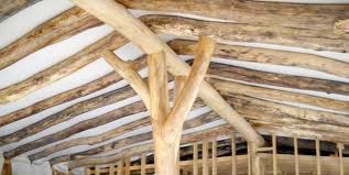 Roof with round rafters