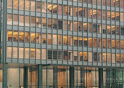 Mies van der Rohe (with Philip Johnson), Seagram Building, 1958